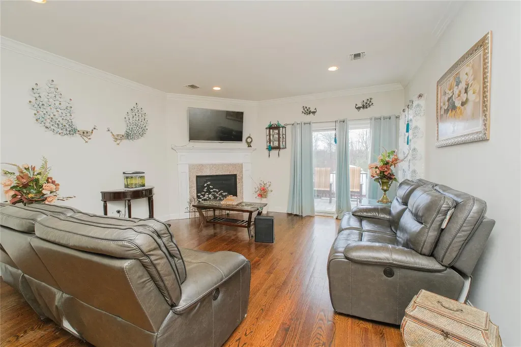 16 Berkshire Lane Staten Island NY 10309