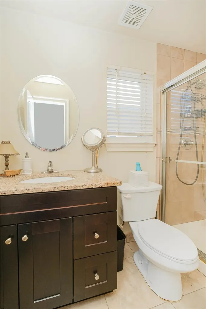 16 Berkshire Lane Staten Island NY 10309