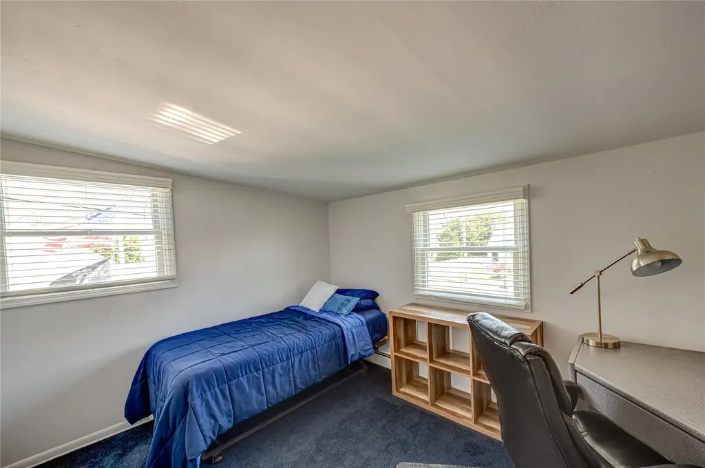 529 Myrtle Avenue West Islip NY 11795