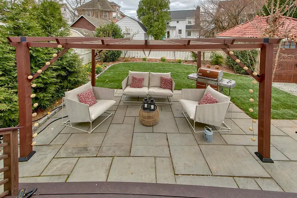 8 Birch Avenue Pelham NY 10803