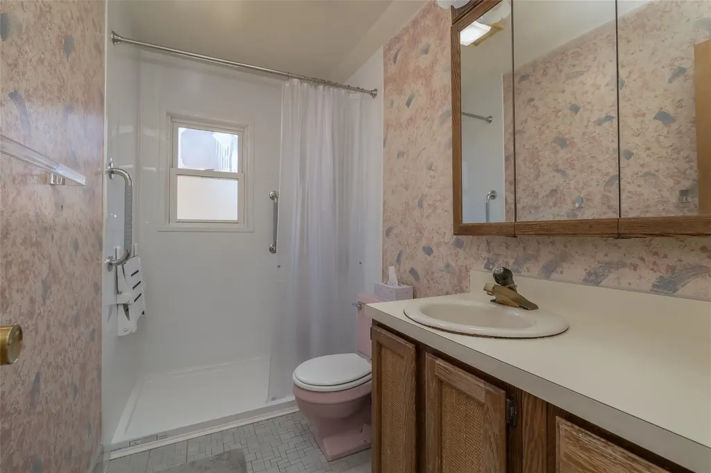 3783 Harbor Boulevard Seaford NY 11783