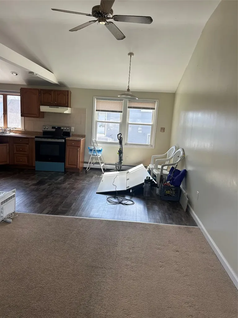 249 39th Street Lindenhurst NY 11757