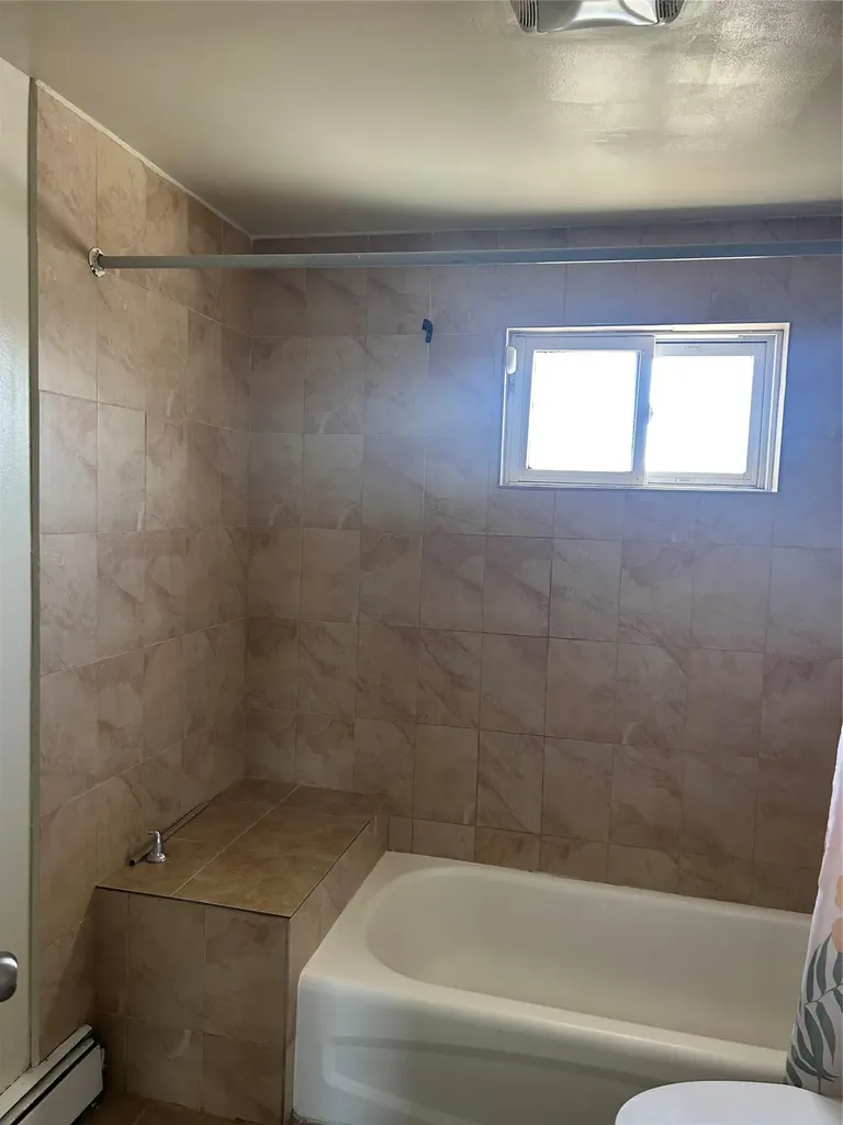 249 39th Street Lindenhurst NY 11757