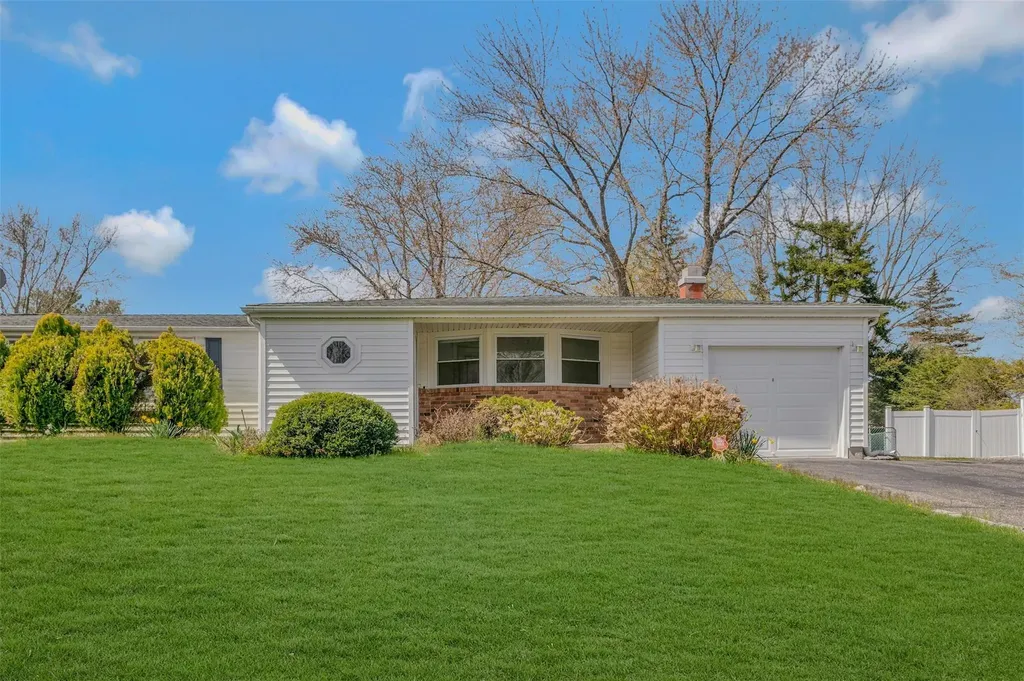 12 College Drive Stony Brook NY 11790