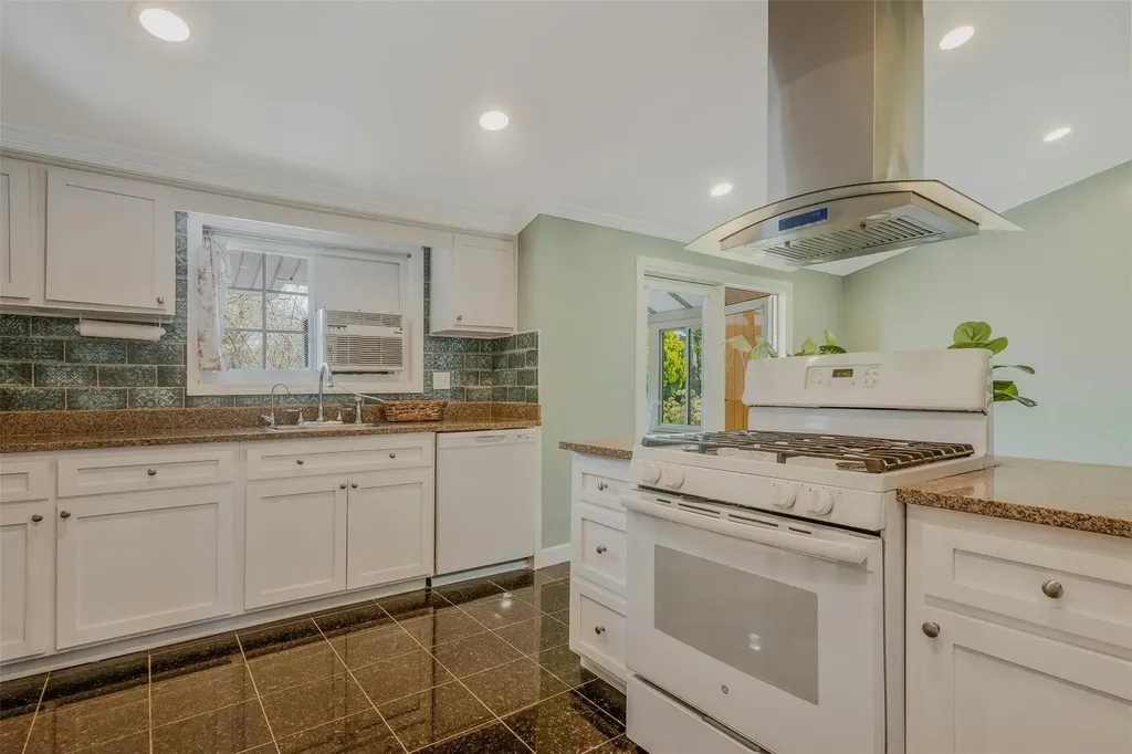 12 College Drive Stony Brook NY 11790
