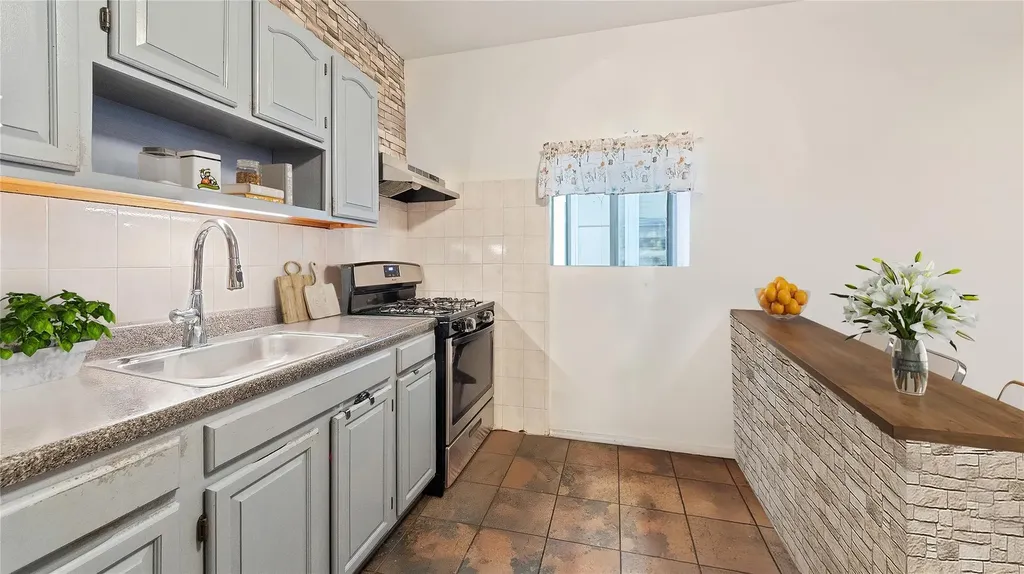 890 Faile Street Bronx NY 10474