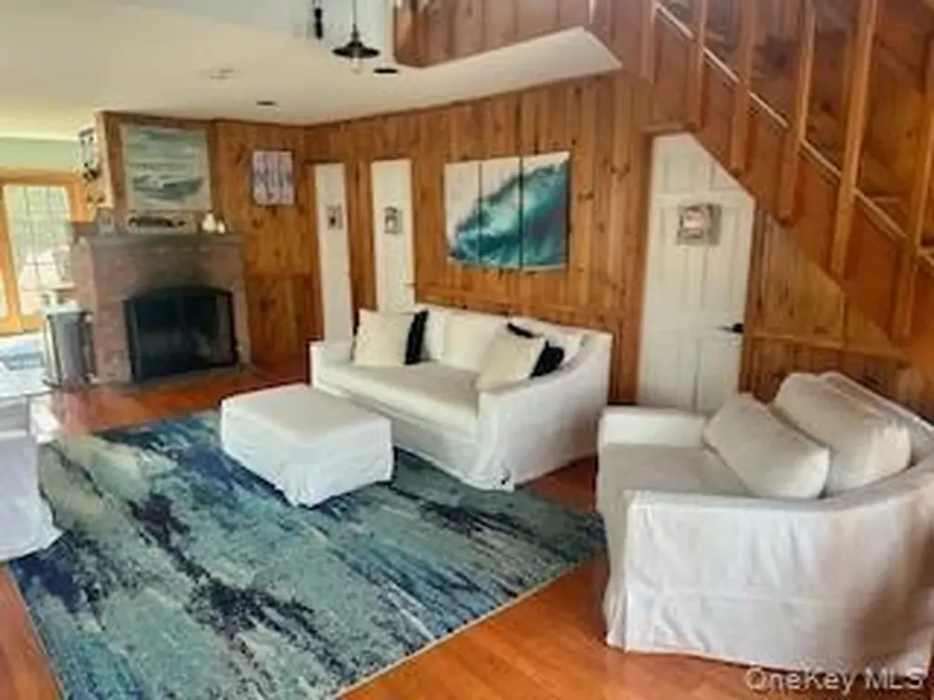 19 Ocean Road Ocean Beach NY 11770
