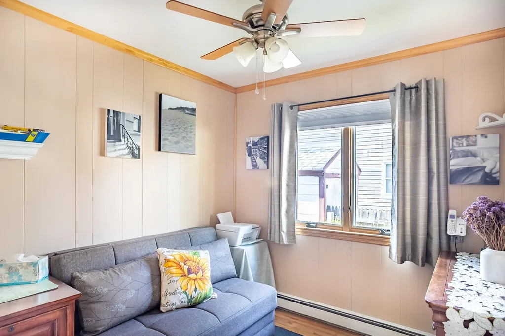 93 Wauwepex Trail Ridge NY 11961