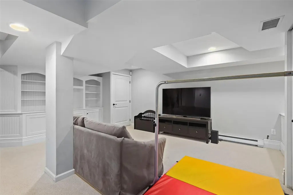 7 Caren Court Mount Kisco NY 10549