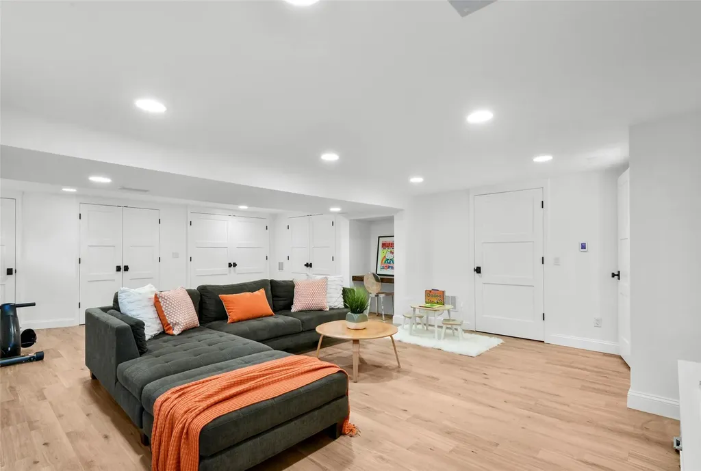 46 Walbrooke Road Scarsdale NY 10583