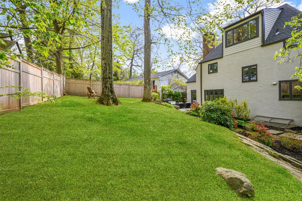 46 Walbrooke Road Scarsdale NY 10583