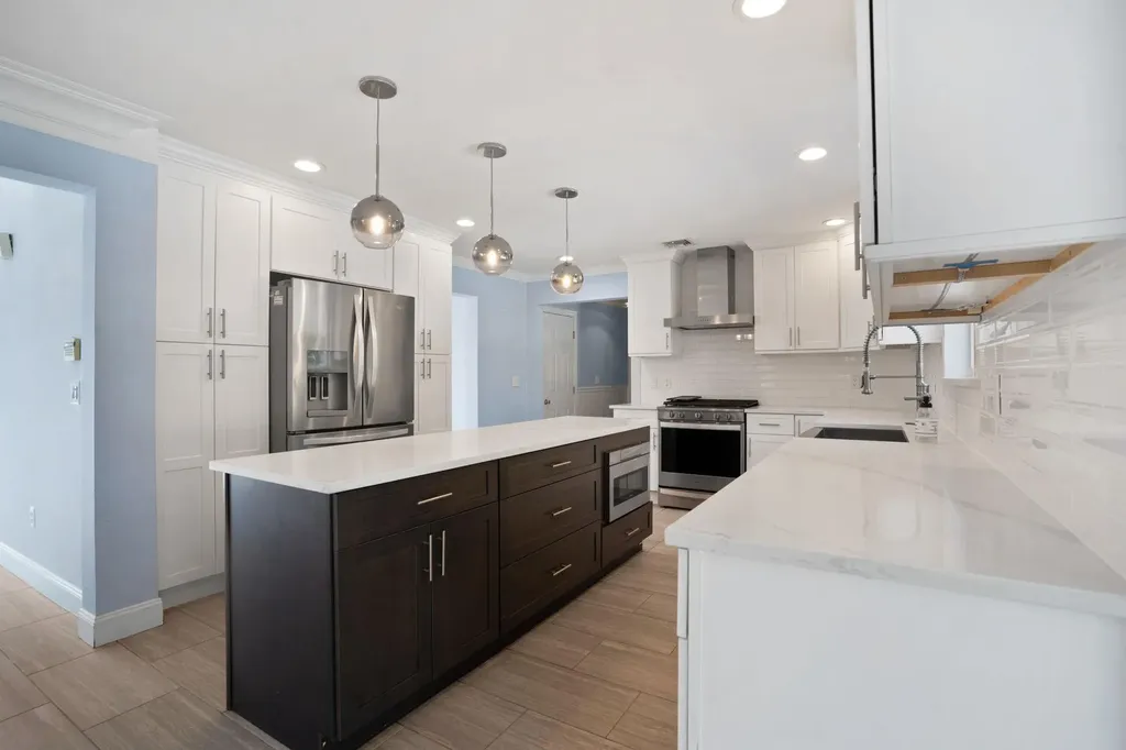 4 Scott Lane Manorville NY 11949