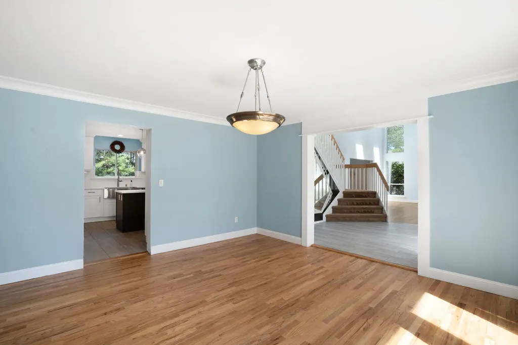 4 Scott Lane Manorville NY 11949