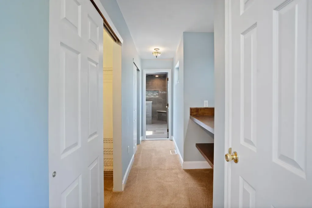 4 Scott Lane Manorville NY 11949