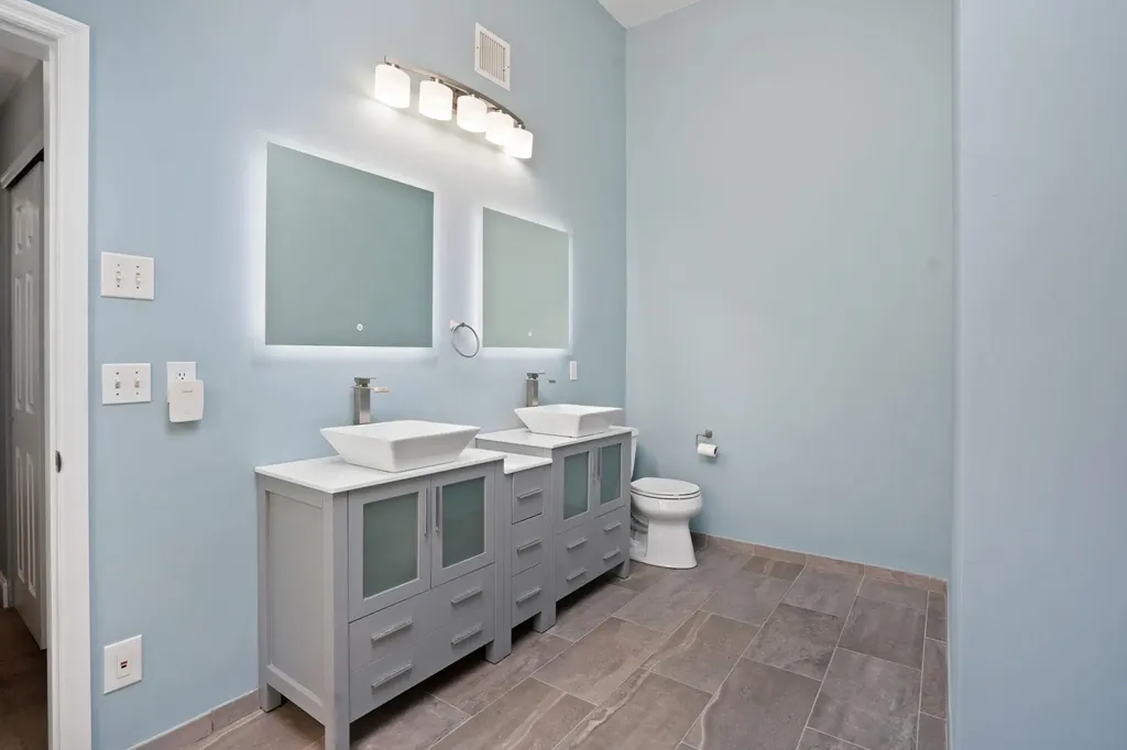 4 Scott Lane Manorville NY 11949
