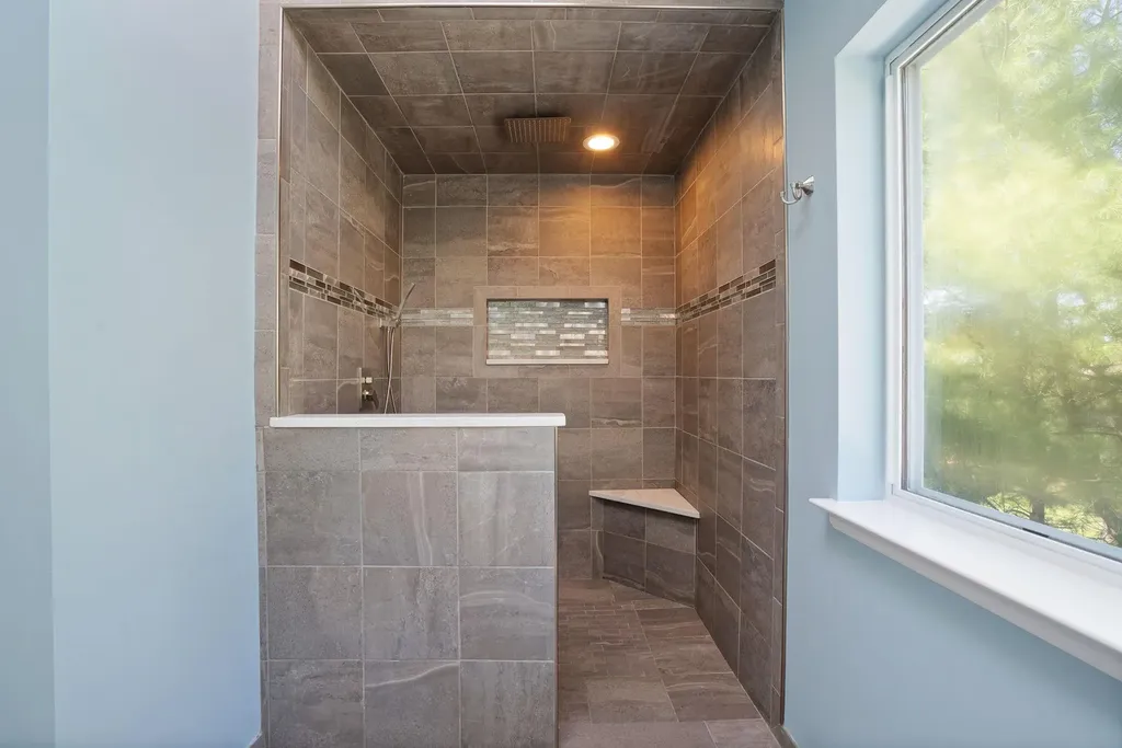 4 Scott Lane Manorville NY 11949