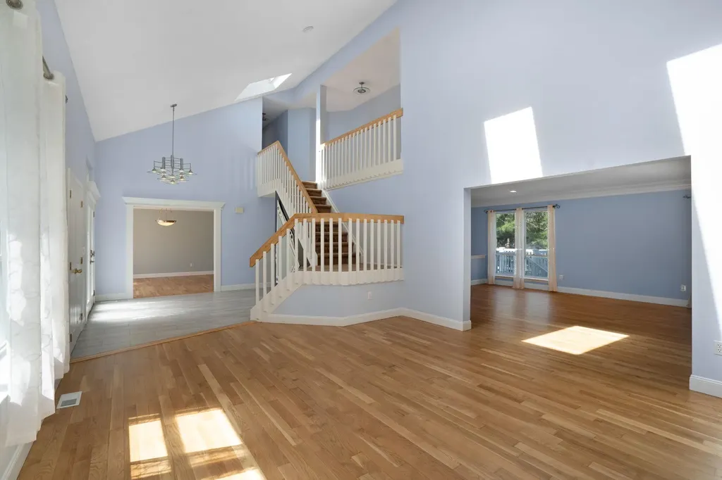 4 Scott Lane Manorville NY 11949