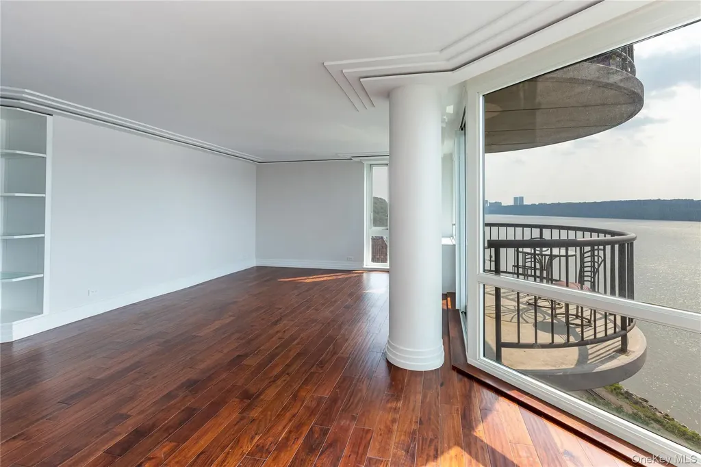2521 Palisade Avenue Bronx NY 10463
