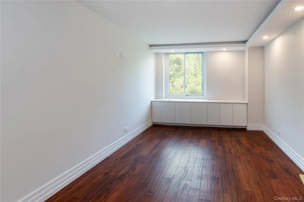 2521 Palisade Avenue Bronx NY 10463