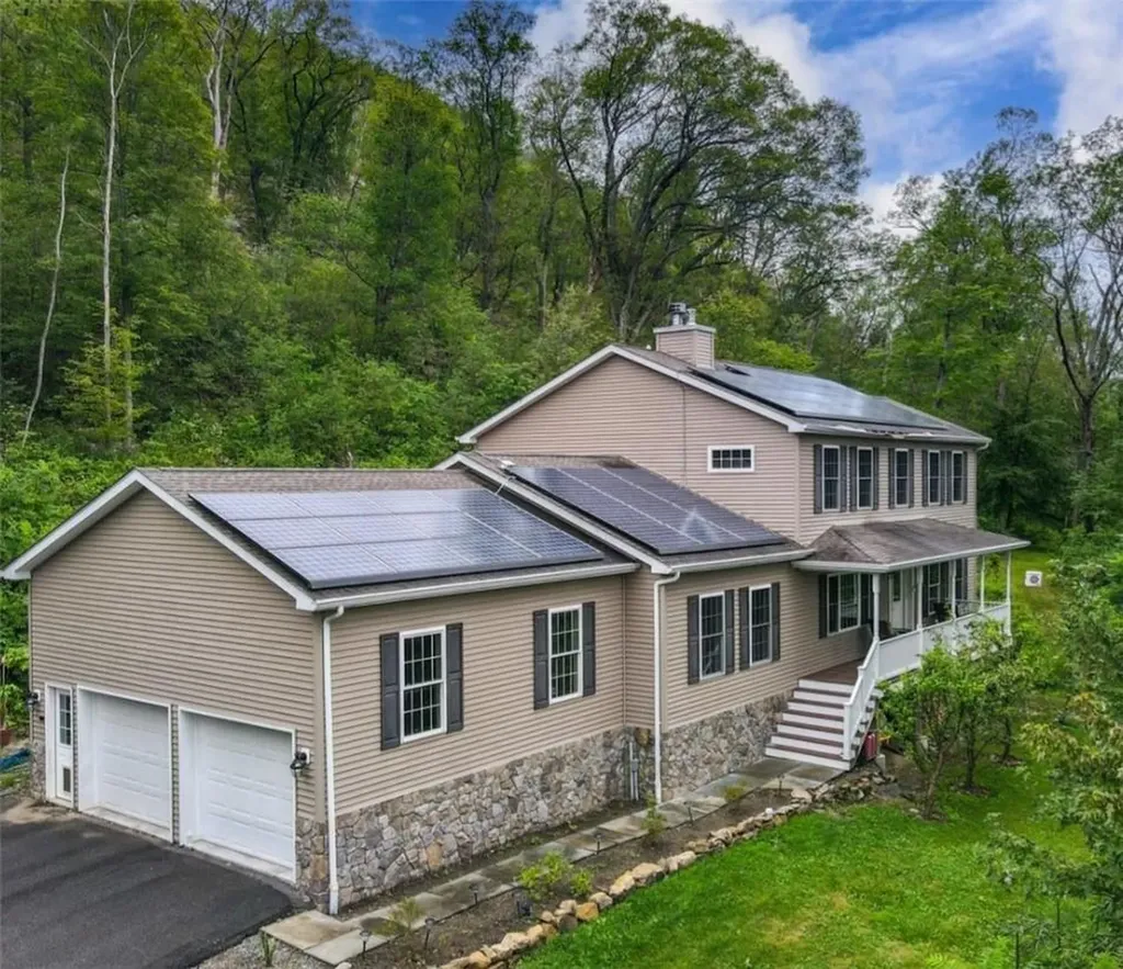 310 Route 9d Beacon NY 12508