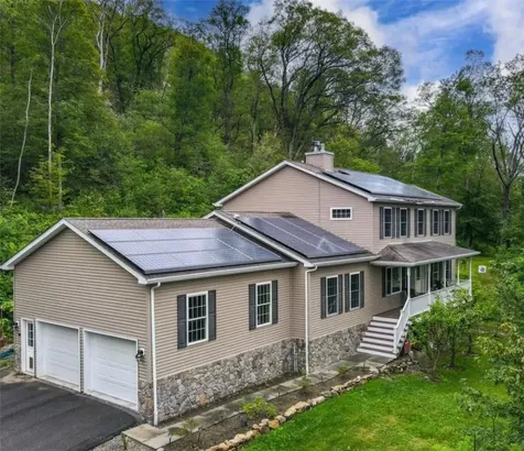 310 Route 9d Beacon NY 12508