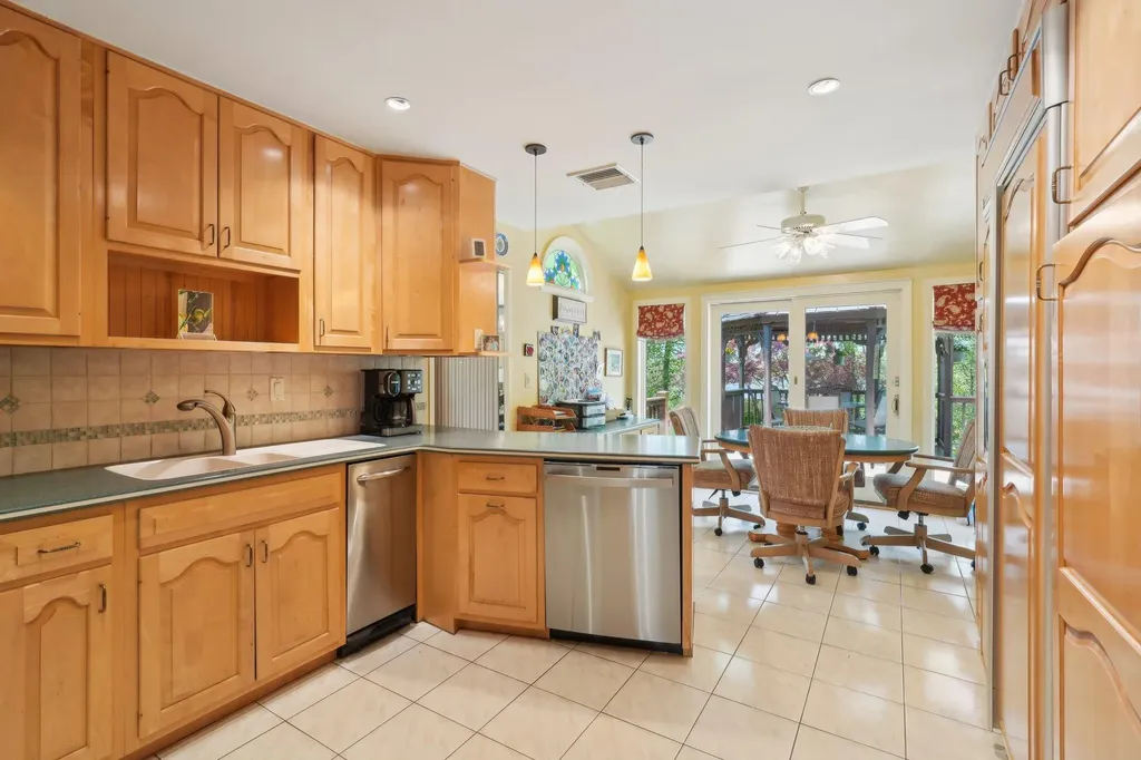 49 Minuteman Circle Orangeburg NY 10962