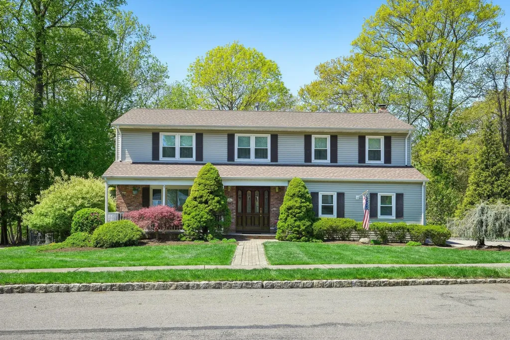 49 Minuteman Circle Orangeburg NY 10962