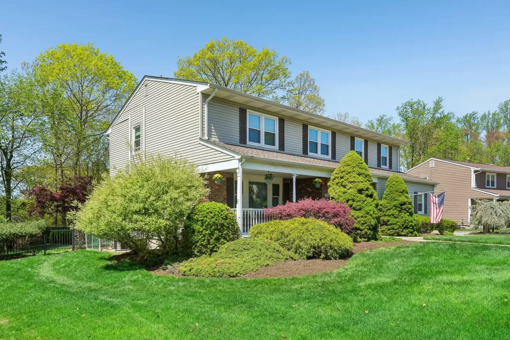 49 Minuteman Circle Orangeburg NY 10962