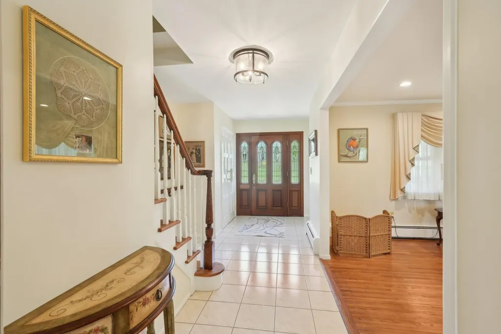 49 Minuteman Circle Orangeburg NY 10962