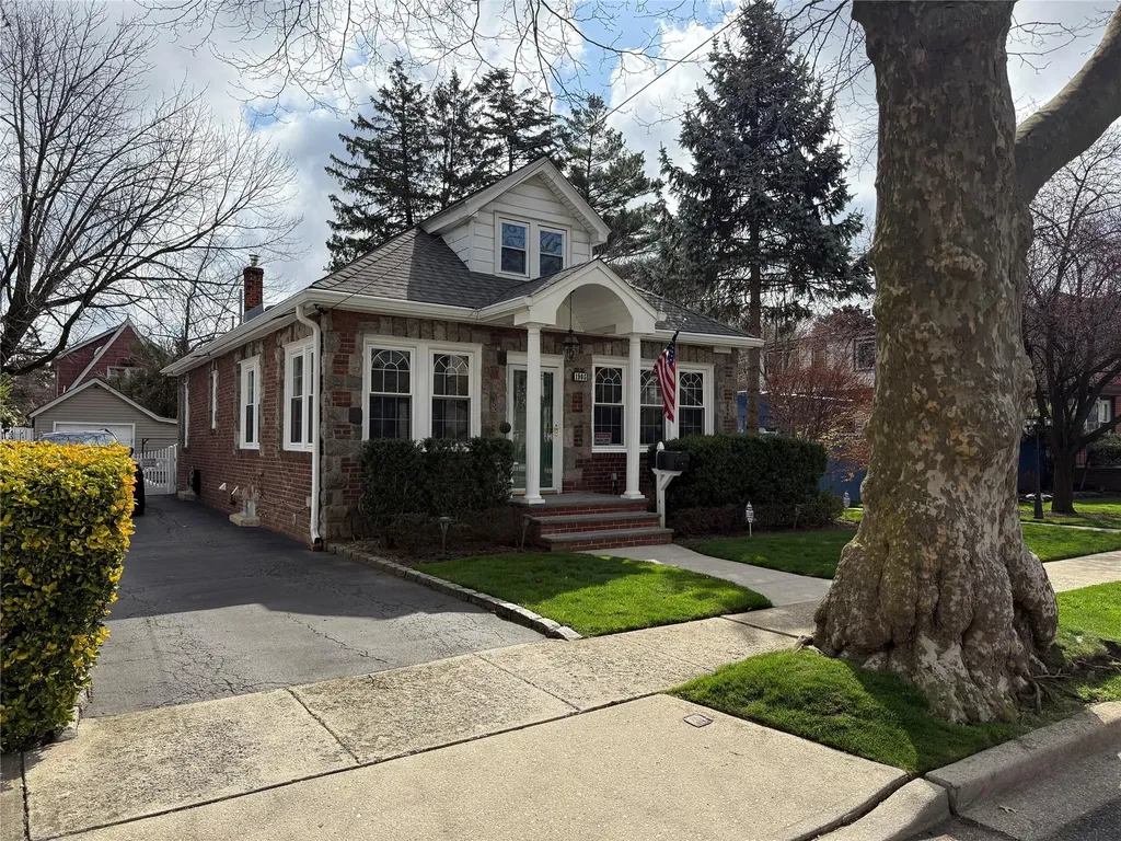 1905 Bryant Place Baldwin NY 11510