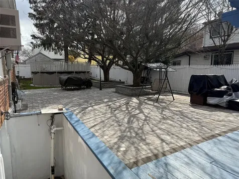 1905 Bryant Place Baldwin NY 11510