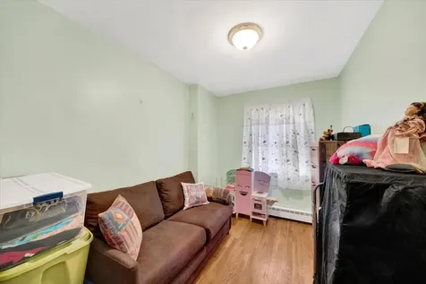 2559 Seymour Avenue Bronx NY 10469