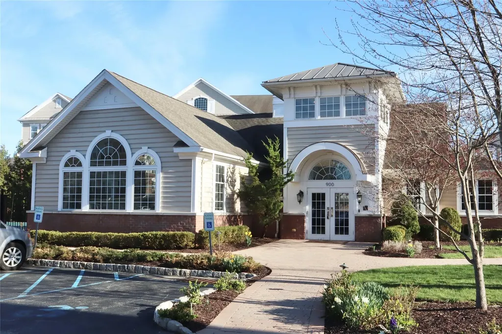 821 Regency Drive Fishkill NY 12524