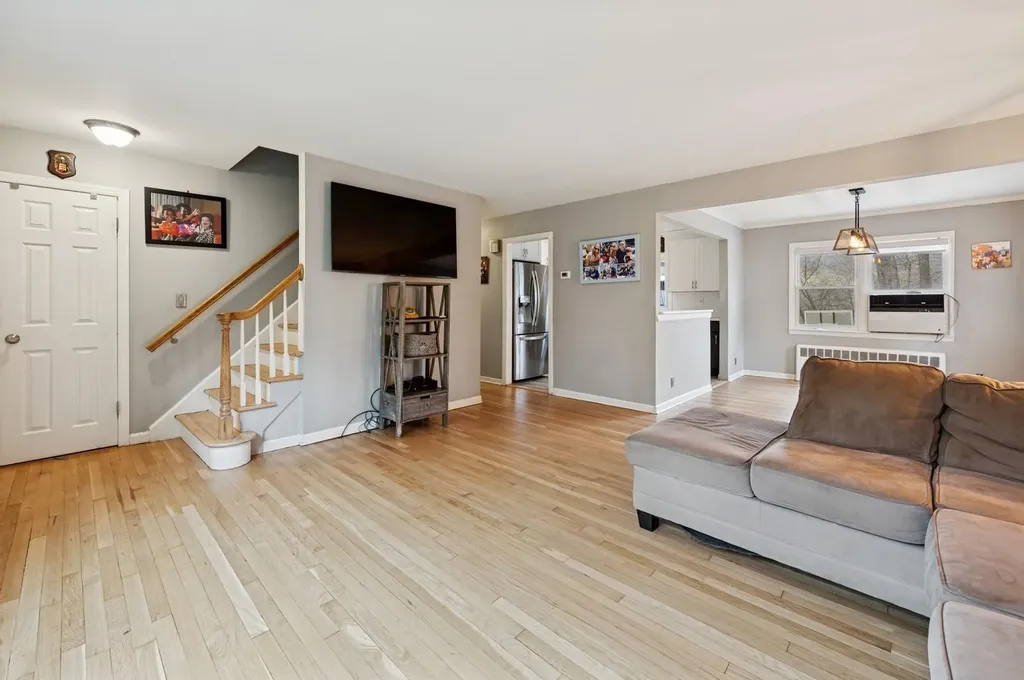 1164 Dobbs Ferry Road White Plains NY 10607
