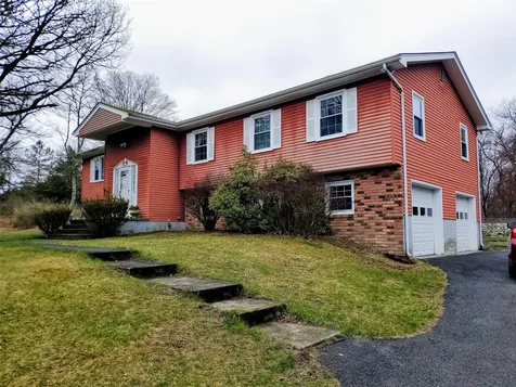 21 Spruce Lane Clinton Corners NY 12514