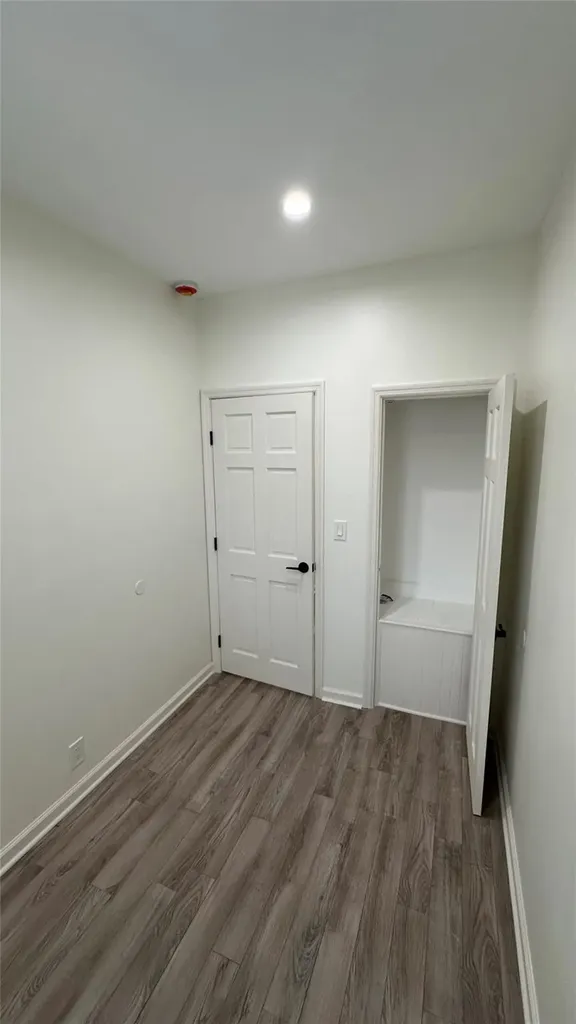 6266 60th Road Maspeth NY 11378