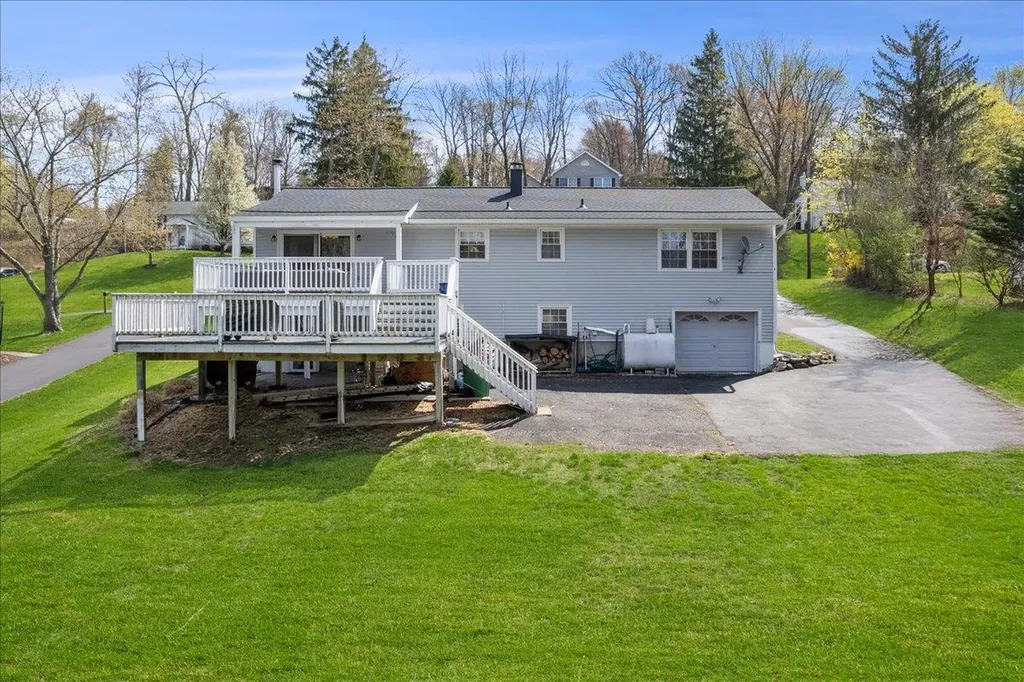 46 Saint Michaels Terrace Carmel NY 10512