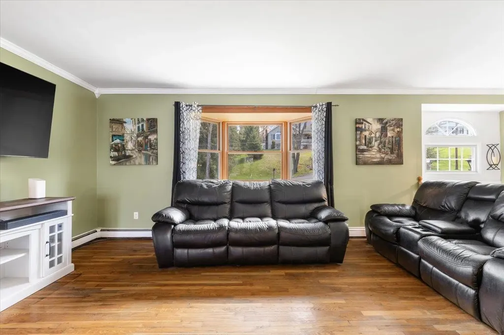 46 Saint Michaels Terrace Carmel NY 10512