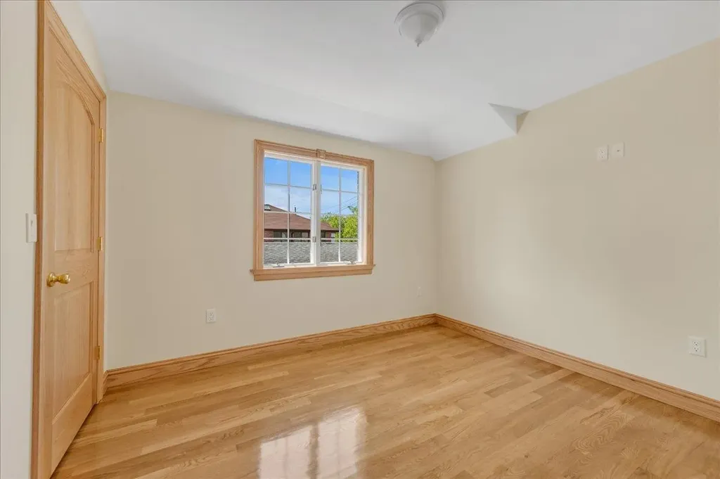 16632 16th Road Whitestone NY 11357