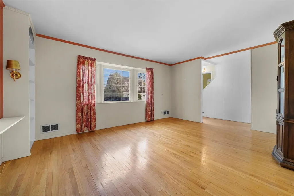 59 Kass Road White Plains NY 10605