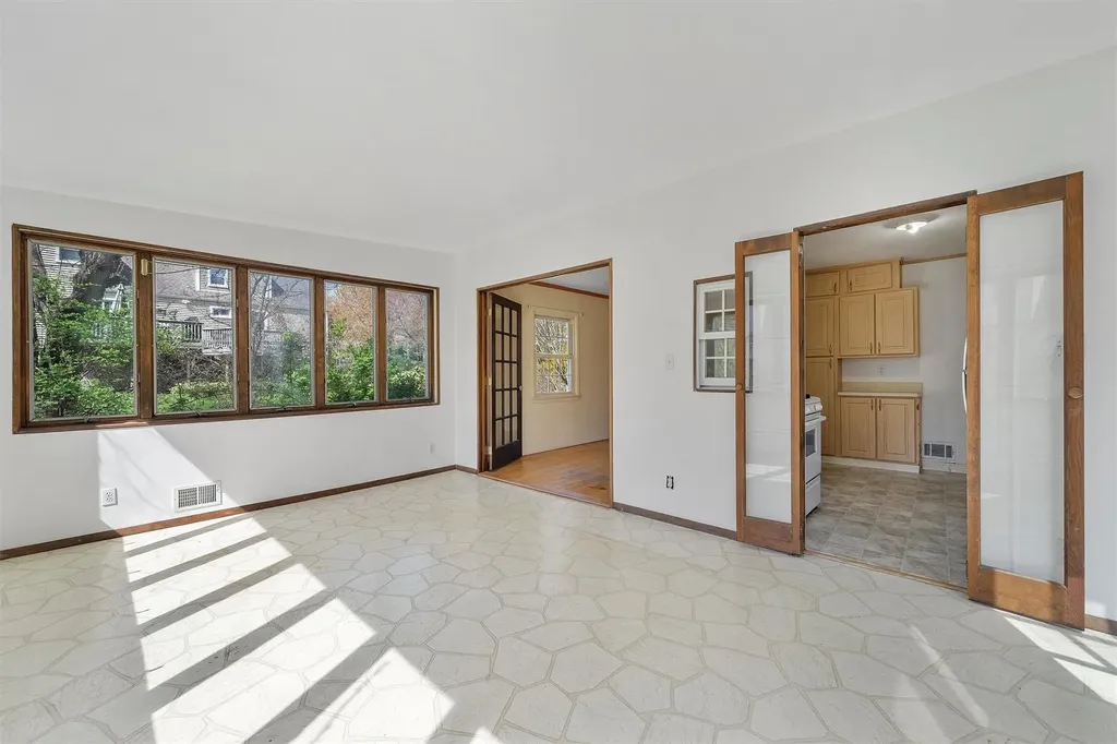 59 Kass Road White Plains NY 10605
