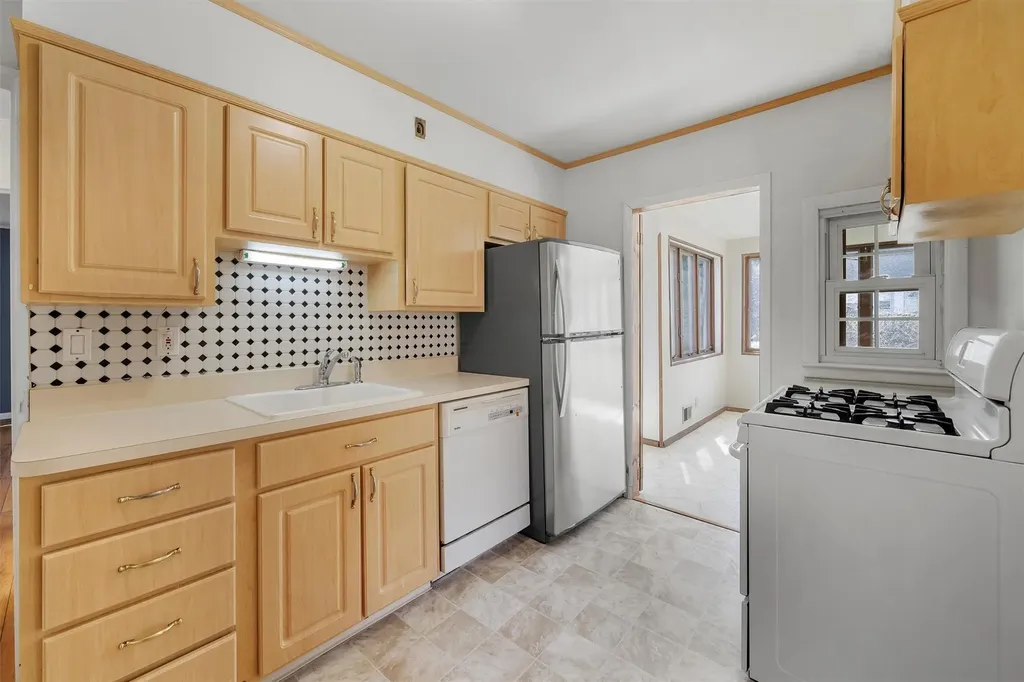 59 Kass Road White Plains NY 10605