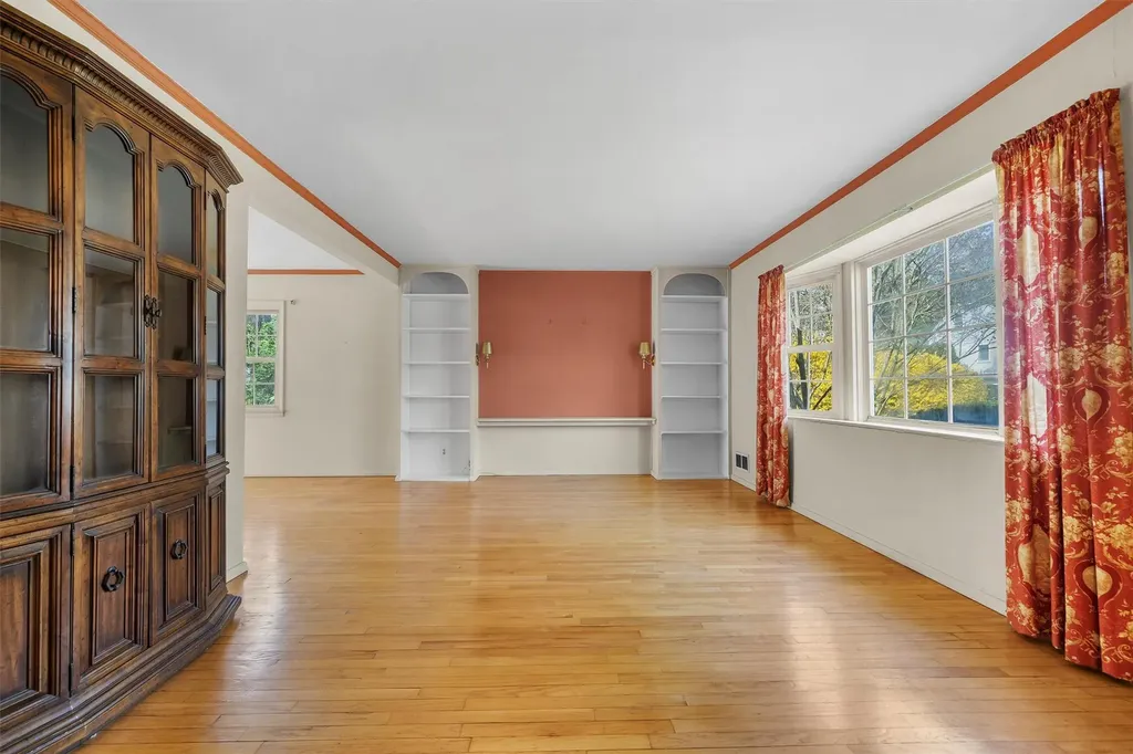 59 Kass Road White Plains NY 10605