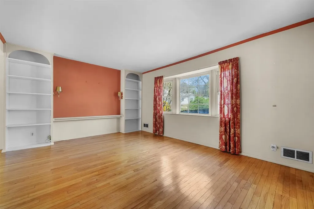59 Kass Road White Plains NY 10605