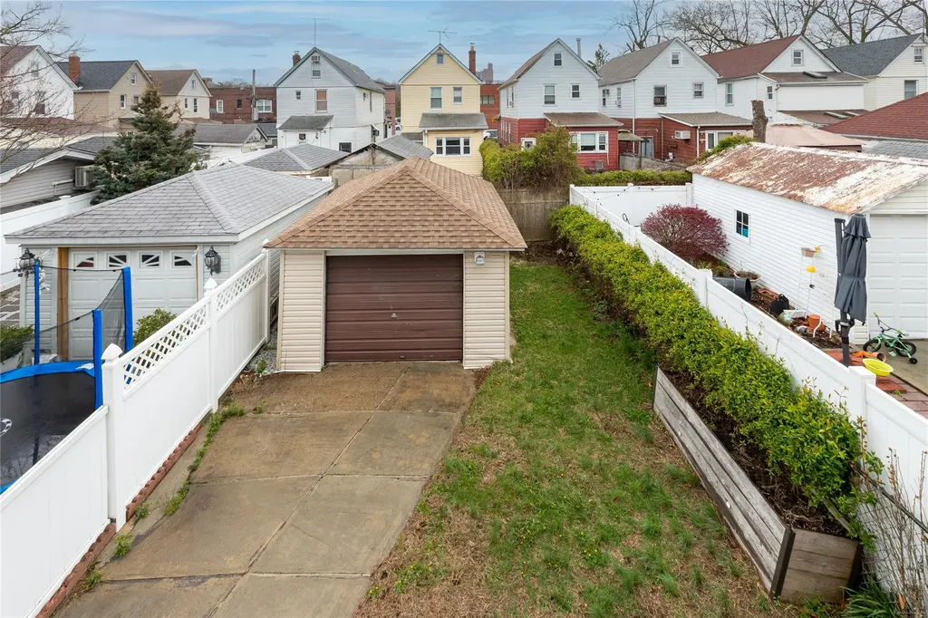 7048 Nansen Street Forest Hills NY 11375
