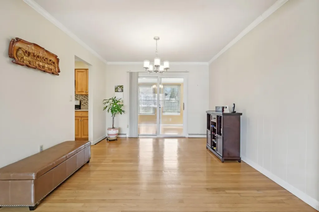 32 Harmony Road Spring Valley NY 10977