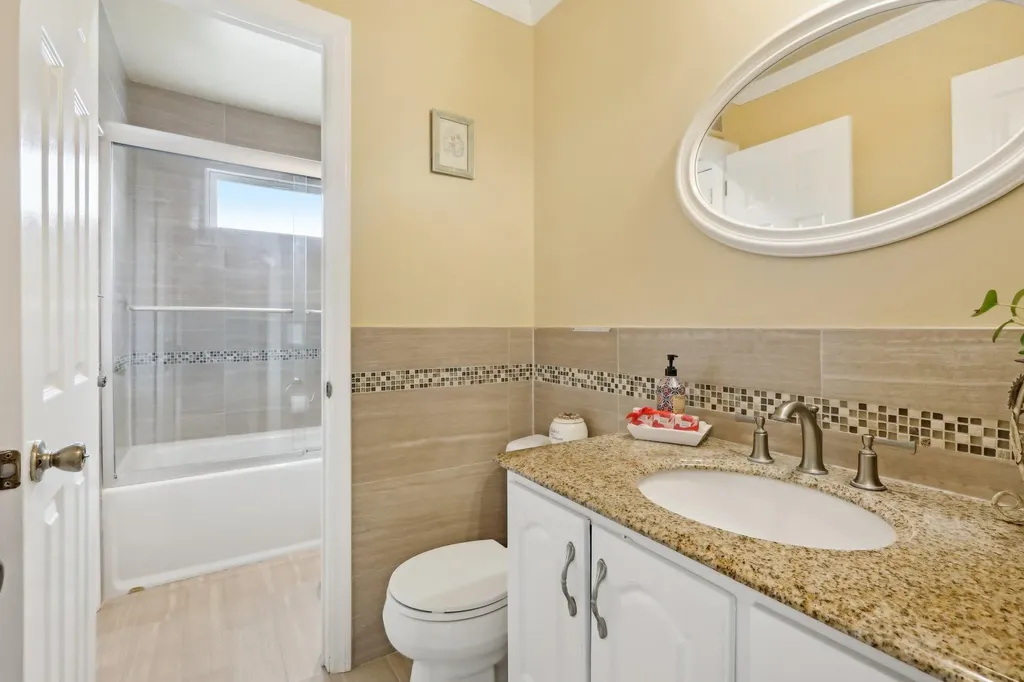 32 Harmony Road Spring Valley NY 10977