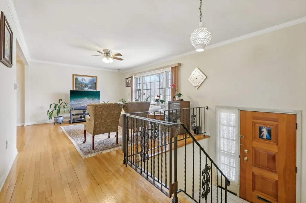 32 Harmony Road Spring Valley NY 10977