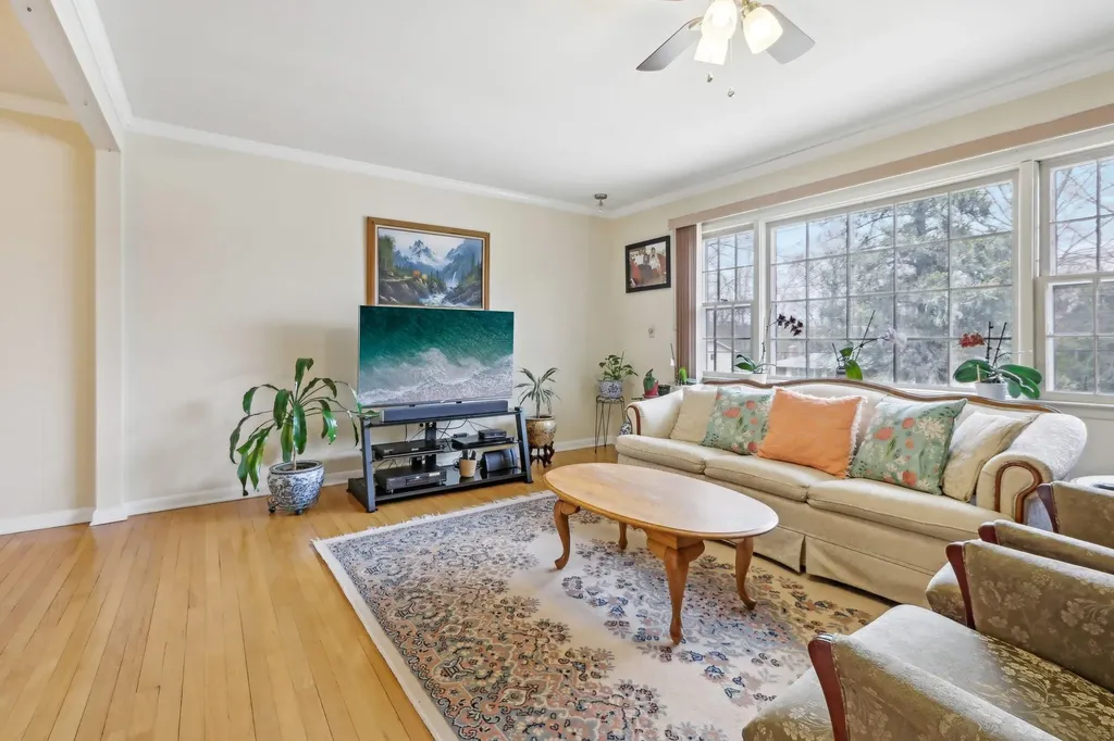 32 Harmony Road Spring Valley NY 10977
