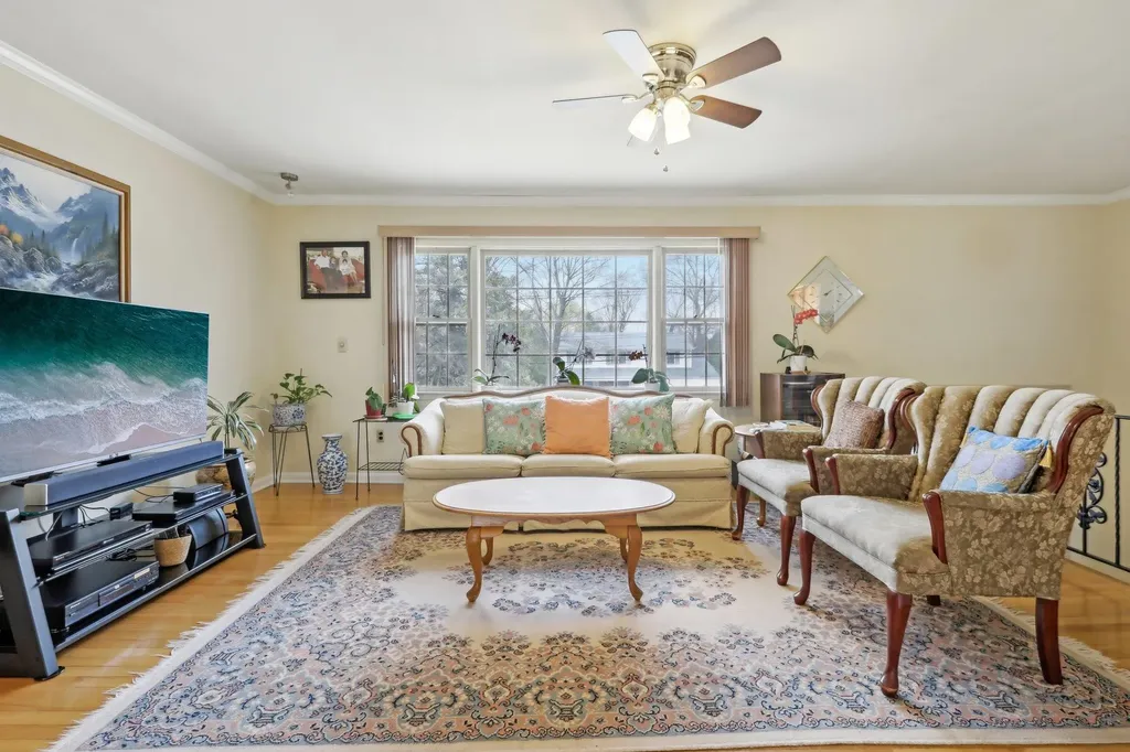 32 Harmony Road Spring Valley NY 10977